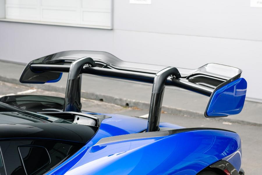 Детали экстерьера McLaren Senna Vega Blue 2019 года  (фото 26 из 58)
